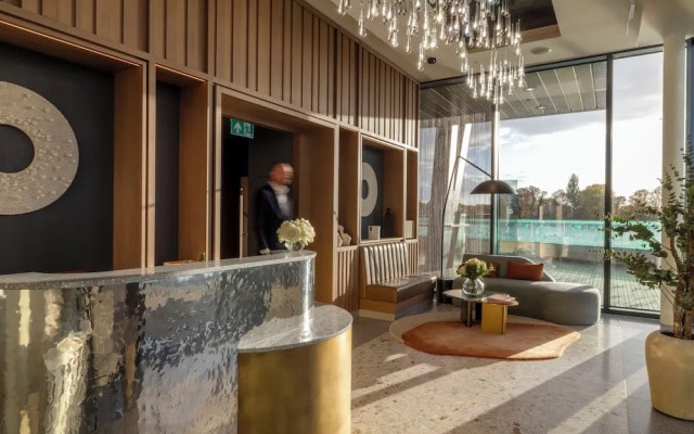 Fulham Pier Hotel