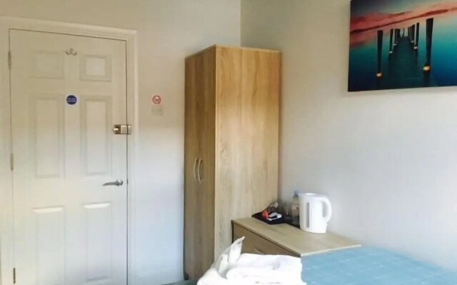 Town House @ Balliol St