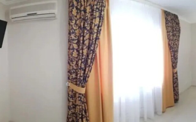 Отель Левобережная