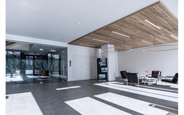 Design 1 Bed With Balcony