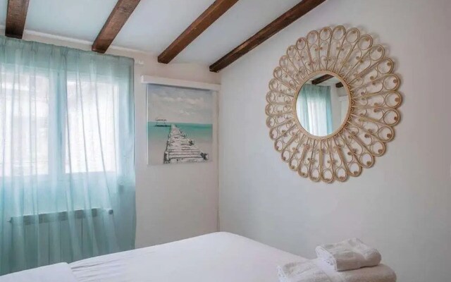 Gorgeous 2bed 2bath in Heart of Madrid City Center