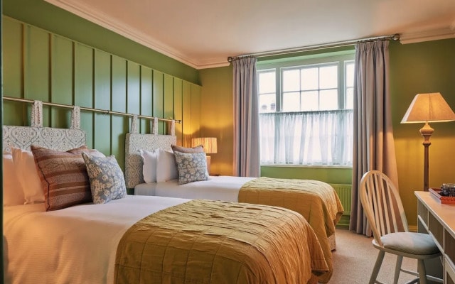 The Royal Forest - A Heartwood Inn