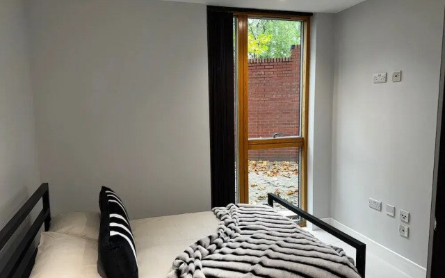 Sheffield City Comfort Apartment