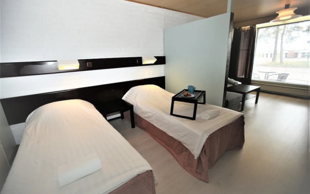 Leikari Seal La Vie Bungalows