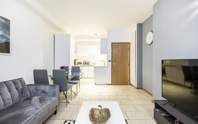 Laystall Apartment
