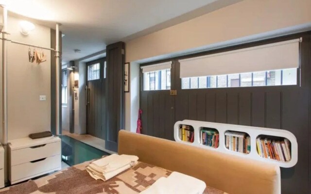 Luxury penthouse on Old Street