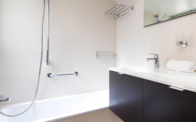 AB Centric Muntaner Apartment