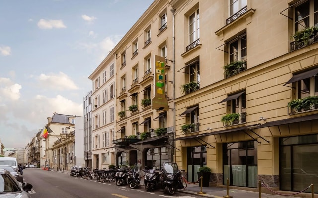 hotelImage