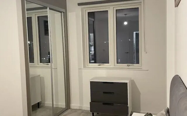 2 Bedroom Luxury Apartment in Barking