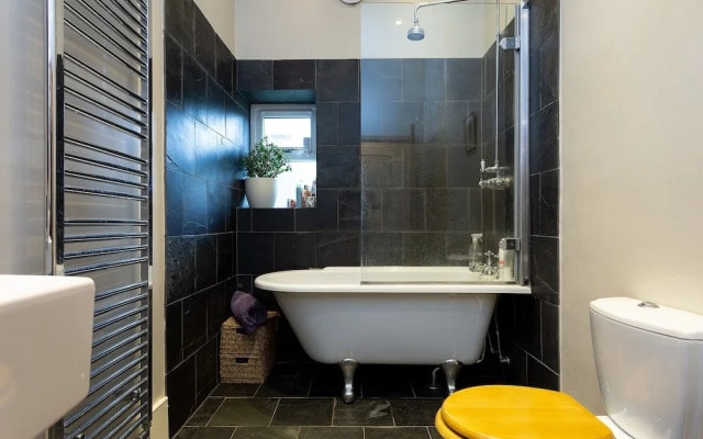 2 Bedroom Flat In Herne Hill With Garden