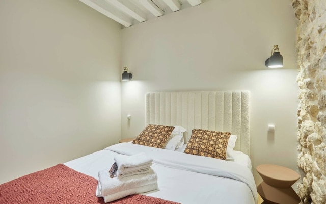 Superb AC Apartement Notre Dame de Paris