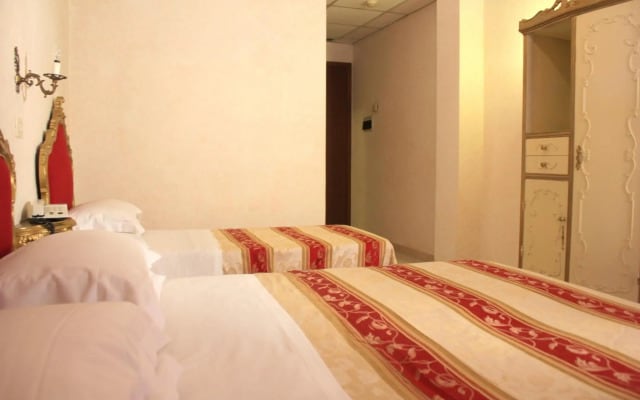 Hotel Romulus