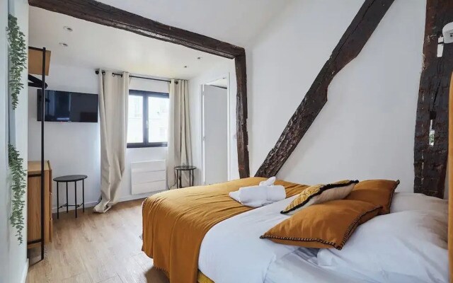 Apartment AC 2 Bedrooms Le Marais Beaubourg
