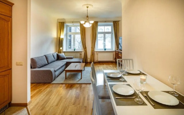 Dzirnavu Street Apartment In City Center