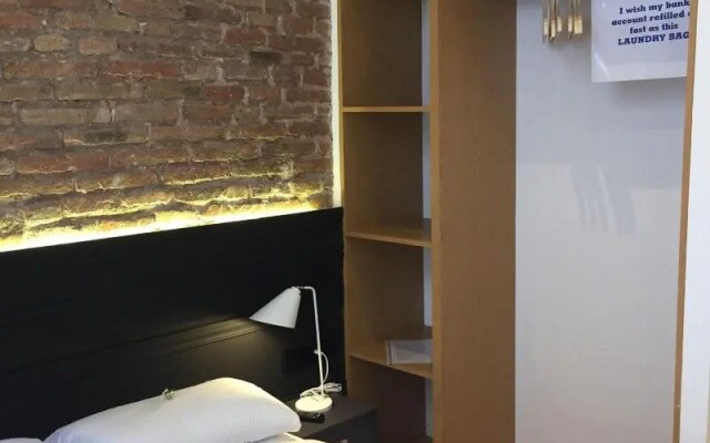 Arte Suites by Olala Homes