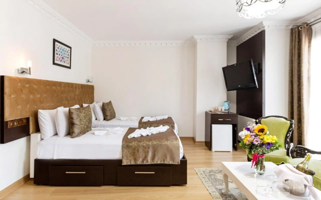 Kumru Hotel