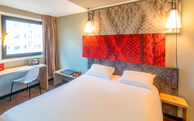 ibis Paris 17 Clichy-Batignolles