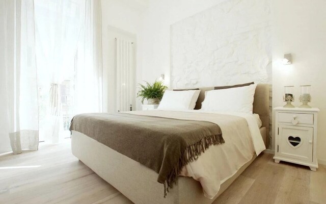 Vatican White Apartment - Vatican Cumfida