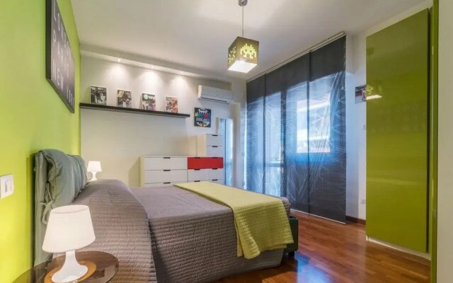 Pigneto & Malatesta Subway Flat