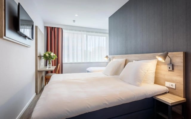 Joy Hotel