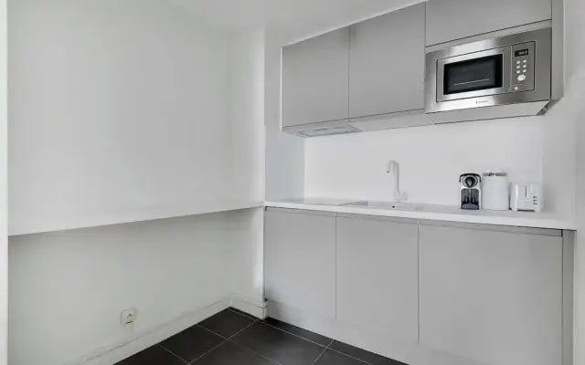 Modern Apartment - 1br/4p - Sacre-coeur