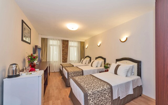 Taxim Marin Hotel