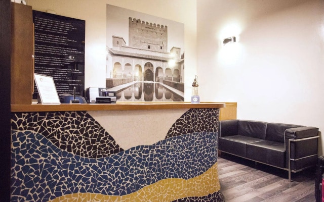 Alhambra Suites