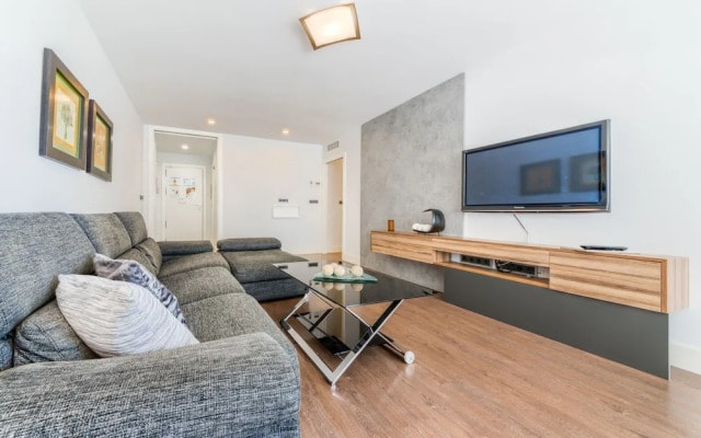 Holidays2Malaga Train Station Area Apartments