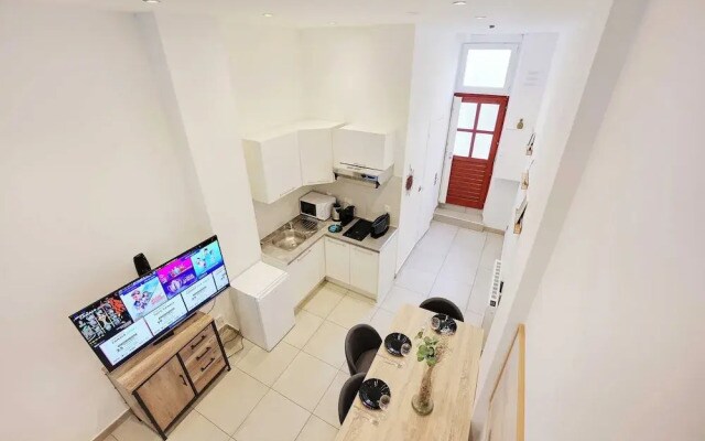 Charming Apartment -1br/4p - Gare District
