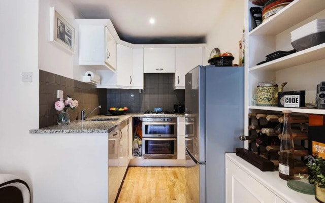 The Chesterton Road Apartment - FCA