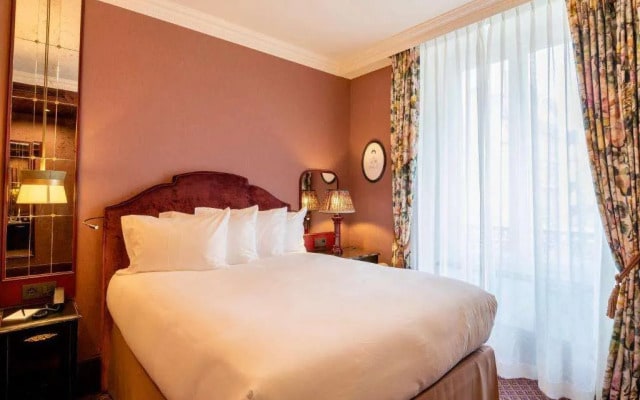 Une Autre Chambre