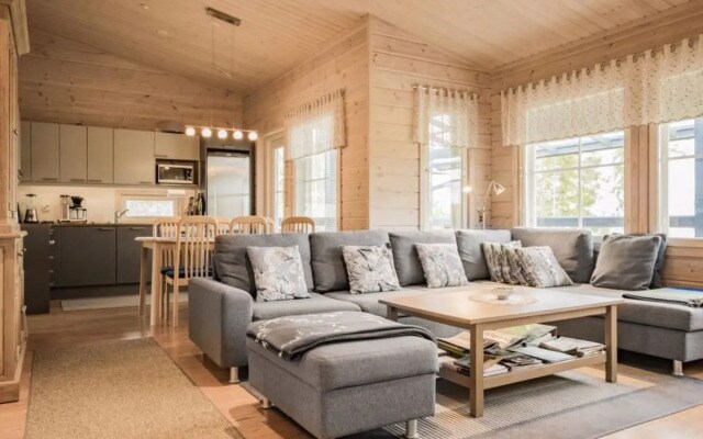 Holiday Home Kanervarinne