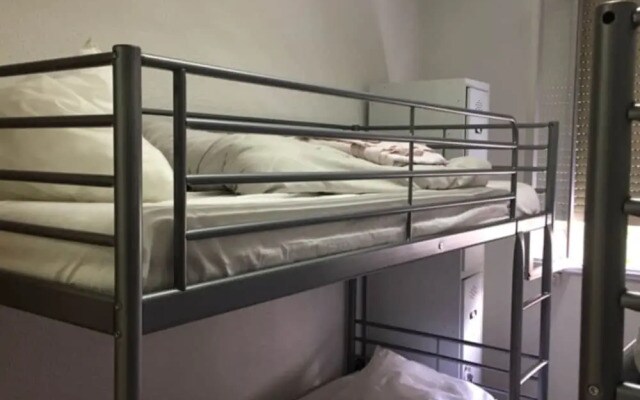 Apartmenti Chamartin- Hostel