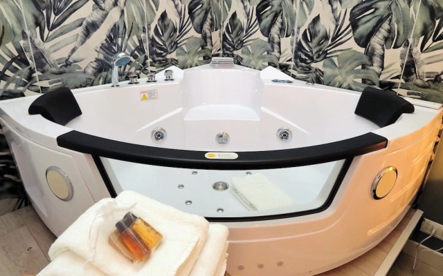 Flatinrome Trastevere 2 - Jacuzzi