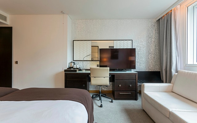 Отель Pestana Chelsea Bridge Hotel & Spa