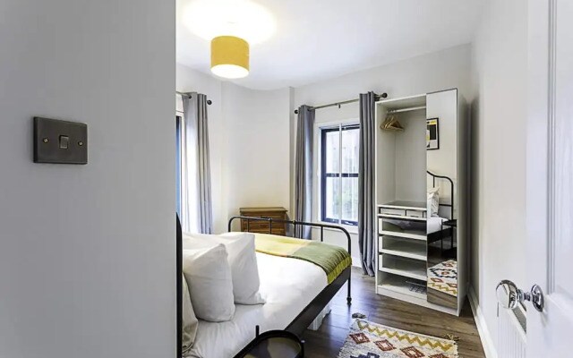 Gorgeous Roehampton Flat