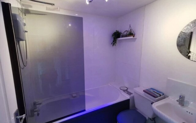 2-bed House in Macclesfield Cheshire