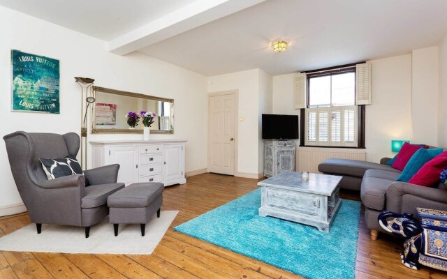 Brook Green Comfort