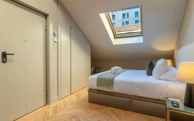 w Cozy Penthouse at Palacio Real