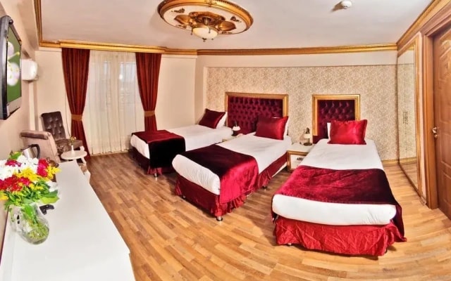 Marmara Deluxe Hotel