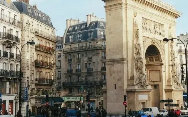 Elegant 130m² Apartment in Central Paris, Marais