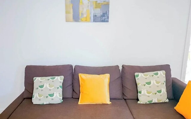 Airport Lounge - 3Bed 6 Persons