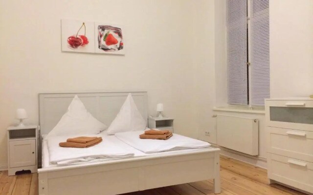 Rooms & Apartment near Zoologischen Garten