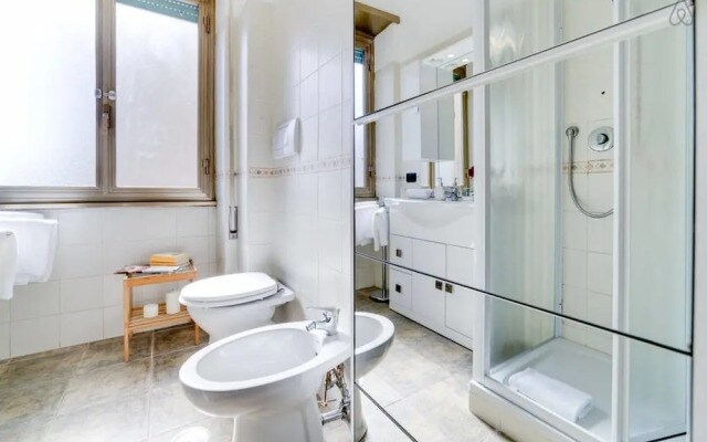 Comfortable Flat 15 Minutes to the City Center
