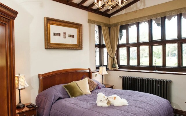 Hillbark Hotel