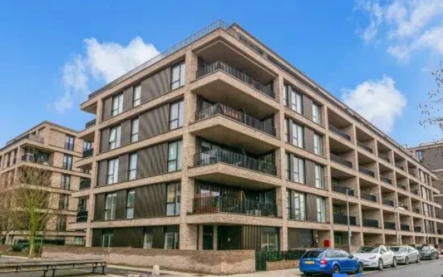 Spacious 3BR near Stratford Station & Olympic Park