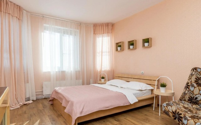 HomeHotel (ХоумОтель) на улице Карла Маркса 49