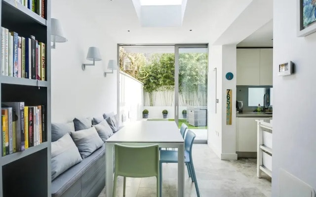 Stylish 5 bed Home in Heart of Clapham