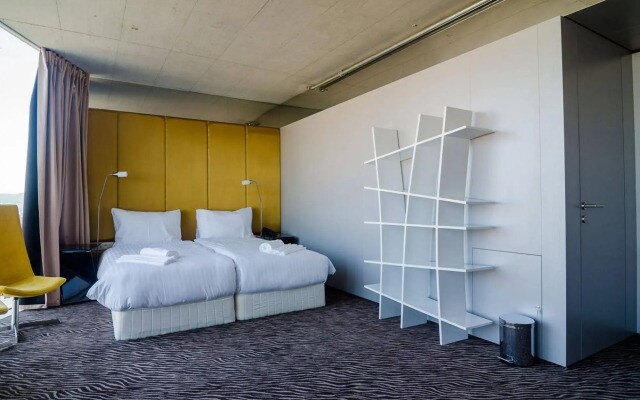 Sono Hotel