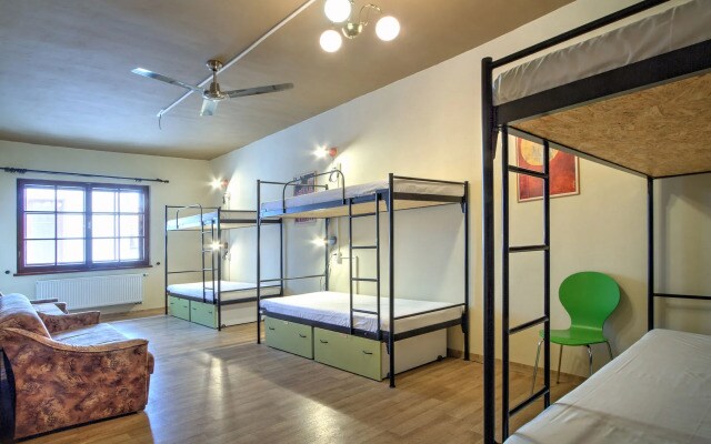 Hostel Little Quarter